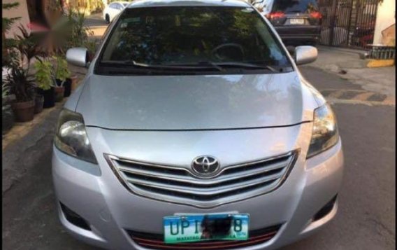 Selling Brightsilver Toyota Vios 2012 in Quezon-4