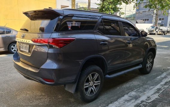 Selling Silver Toyota Fortuner 2020 in Quezon-4
