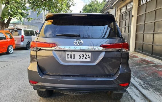 Selling Silver Toyota Fortuner 2020 in Quezon-6