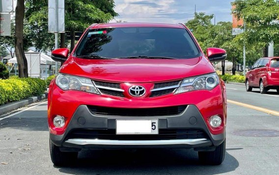 Selling Red Toyota Rav4 2014 in Makati