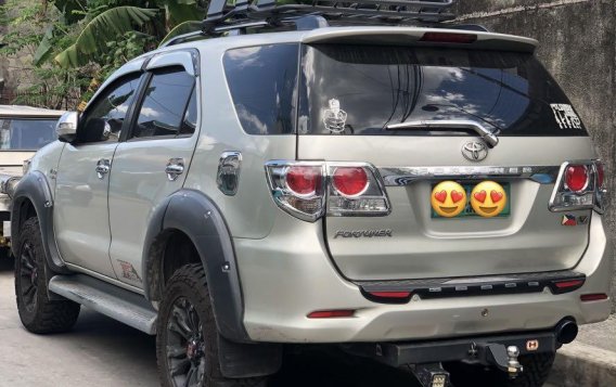 Sell Silver 2012 Toyota Fortuner in Caloocan-4