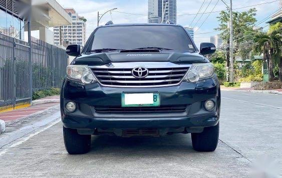 Black Toyota Fortuner 2013 for sale in Automatic-1