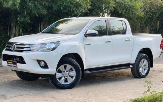 Sell Pearl White 2020 Toyota Hilux in Quezon City-3