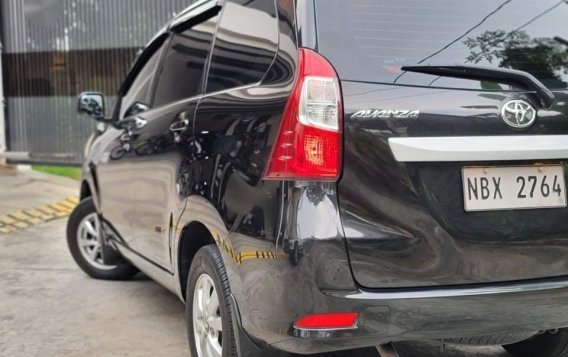 Black Toyota Avanza 2016 for sale in Automatic-3