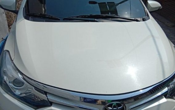 Pearl White Toyota Vios 2017 for sale in Caloocan-1