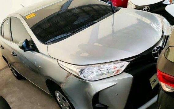 Selling Brightsilver Toyota Vios 2021 in Quezon-1