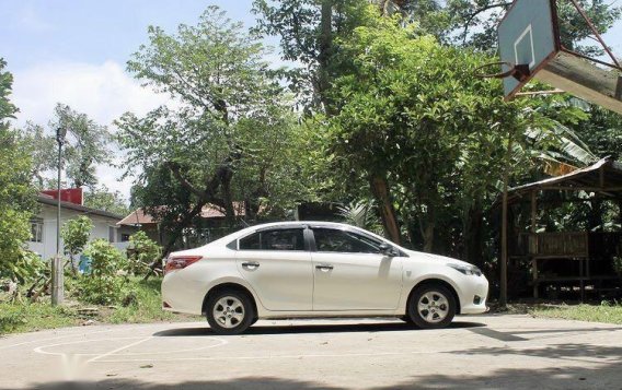 Selling White Toyota Vios 2016 in Lemery-2