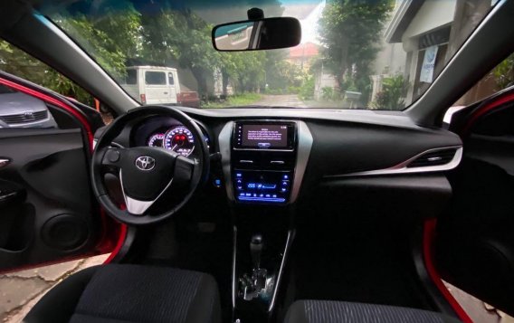 Selling Red Toyota Vios 2018 in Quezon-7