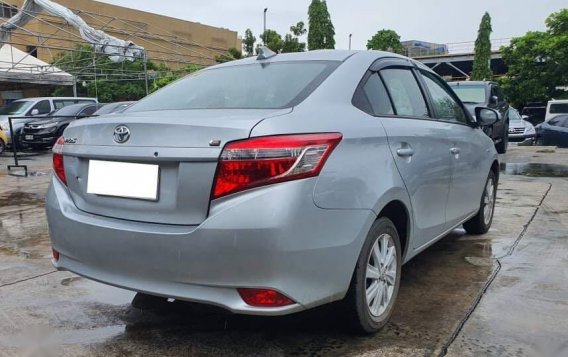 Selling Silver Toyota Vios 2018 in Makati-4