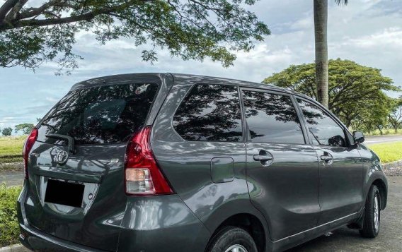 Sell Grayblack 2016 Toyota Avanza in Maragondon-1