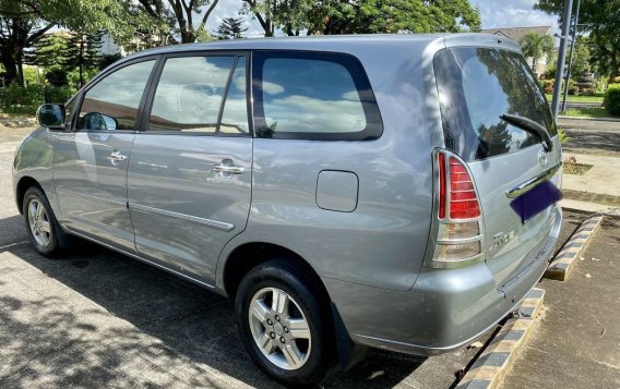 Silver Toyota Innova 2008 for sale in Automatic-8