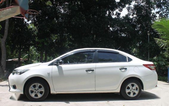 Selling White Toyota Vios 2016 in Lemery-5