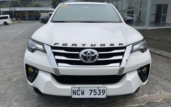 Selling Pearl White Toyota Fortuner 2018 in Pasig-1