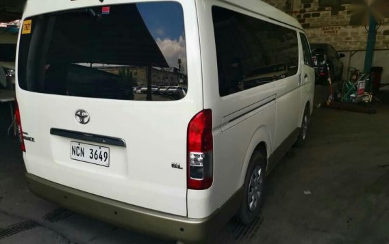  White Toyota Hiace 2017 for sale in Quezon City-2