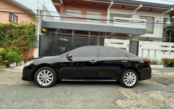Black Toyota Camry 2014 for sale in Automatic-3