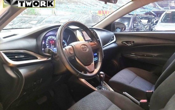 Selling Pearl White Toyota Vios 2018 in Marikina-7