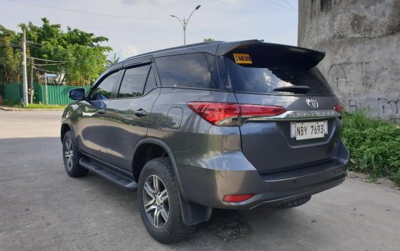 Sell Grey 2017 Toyota Fortuner in Quezon City-2