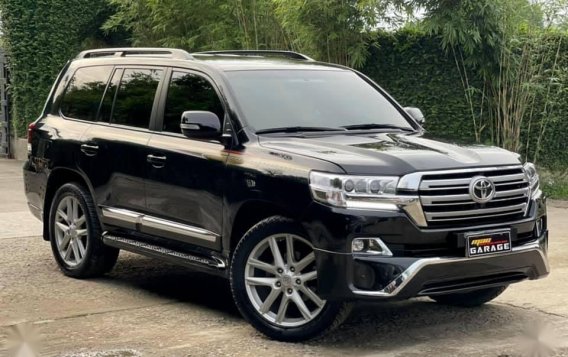 Sell Black 2020 Toyota Land Cruiser in Quezon City-3