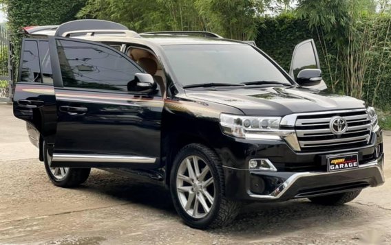 Sell Black 2020 Toyota Land Cruiser in Quezon City-1