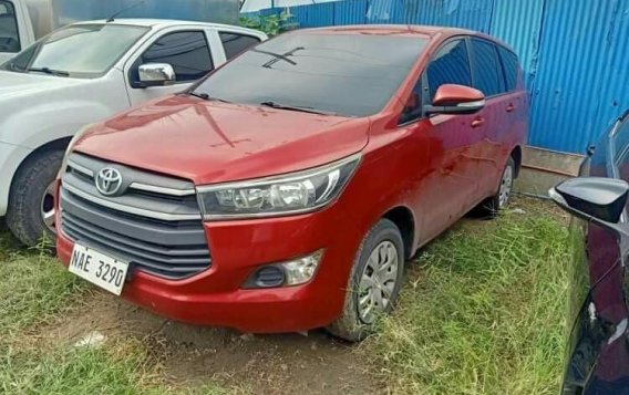 Red Toyota Innova 2017 for sale in Quezon City-2