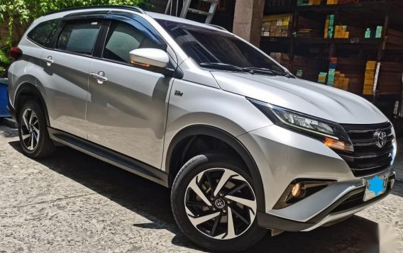 Silver Toyota Rush 2019 for sale in Automatic-1
