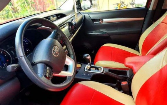 Selling Red Toyota Hilux 2017 in Santa Rosa-8
