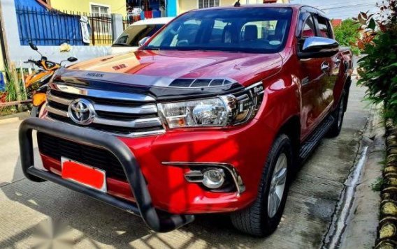 Selling Red Toyota Hilux 2017 in Santa Rosa-1