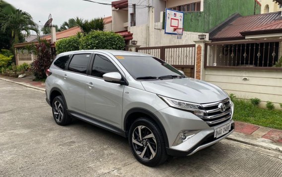 Sell Silver 2018 Toyota Rush in Quezon City