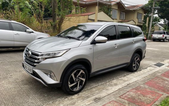 Sell Silver 2018 Toyota Rush in Quezon City-1