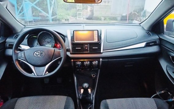 Selling Brightsilver Toyota Vios 2017 in Malvar-4