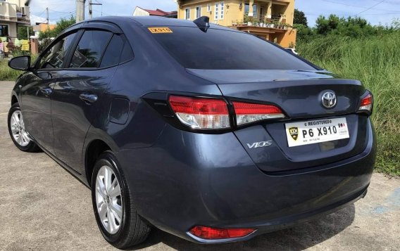 Selling Grey Toyota Vios 2020 in Lucena-2