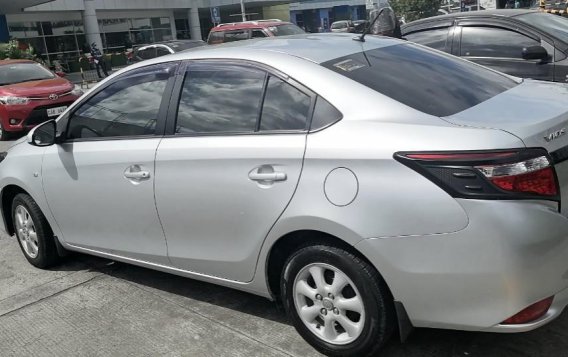 Selling Silver Toyota Vios 2014 in Pulilan-1