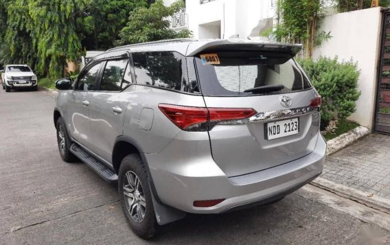 Sell Silver 2016 Toyota Fortuner in Makati-2