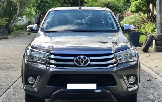 Grey Toyota Hilux 2017 for sale in Muntinlupa