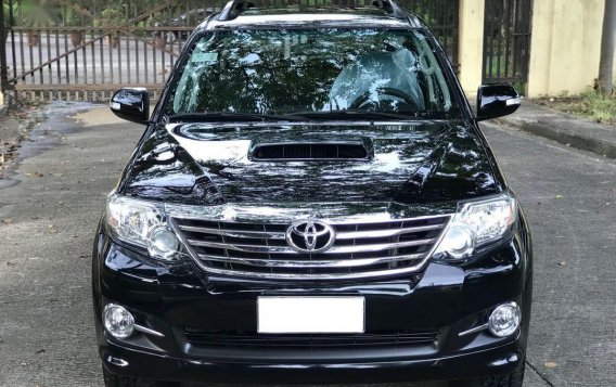 Selling Black Toyota Fortuner 2015 in Muntinlupa-2