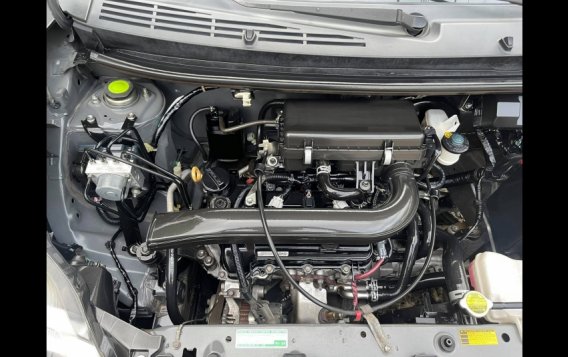 Selling Grey Toyota Wigo 2015 Hatchback -6