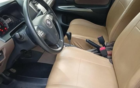 Blue Toyota Avanza 2017 for sale in Automatic-4