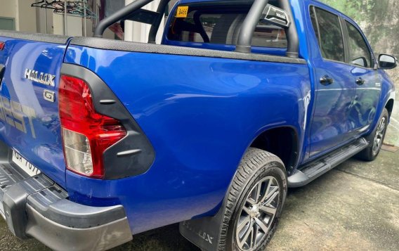 Blue Toyota Hilux 2019 for sale in Pasig-4