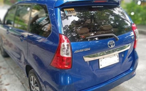Blue Toyota Avanza 2017 for sale in Automatic-2