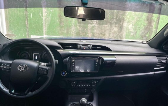 Blue Toyota Hilux 2019 for sale in Pasig-5