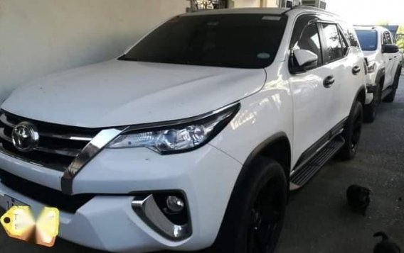 Sell Pearl White 2018 Toyota Fortuner in Binmaley