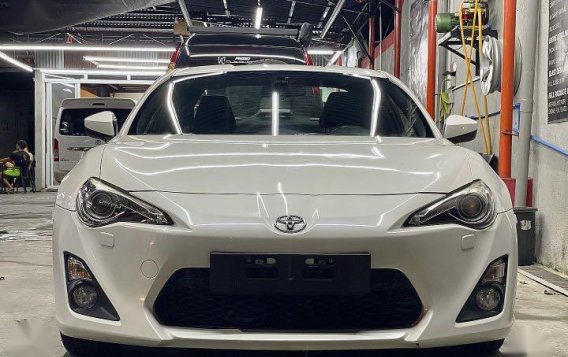 Selling Pearl White Toyota 86 2014 in Quezon-1