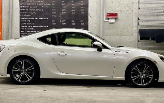 Selling Pearl White Toyota 86 2014 in Quezon-2