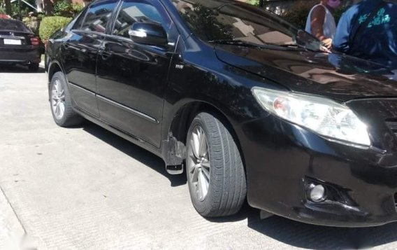 Black Toyota Corolla Altis 2010 for sale in Manual-8