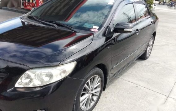 Black Toyota Corolla Altis 2010 for sale in Manual-1