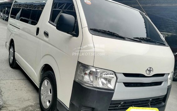 2019 Toyota Hiace  Commuter 3.0 M/T in Pasay, Metro Manila-6