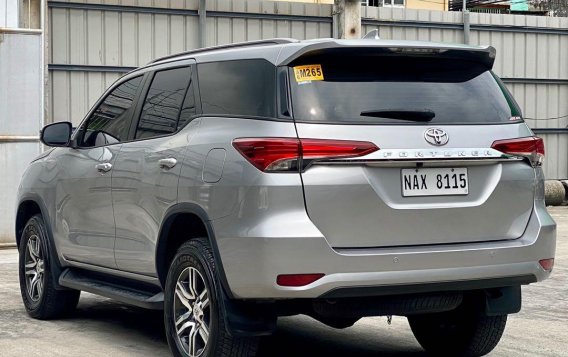 Silver Toyota Fortuner 2018 for sale in Makati-7