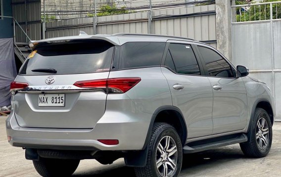 Silver Toyota Fortuner 2018 for sale in Makati-8