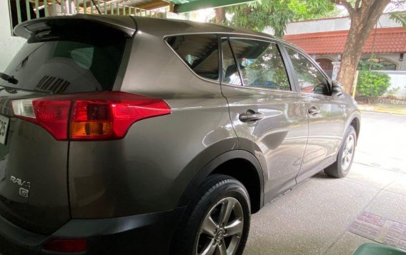 Selling Brown Toyota RAV4 2015 in Quezon-2