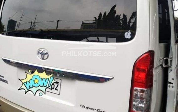 2017 Toyota Hiace Super Grandia in Pasay, Metro Manila-4